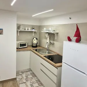  Casa vacanze Casa Comoda E In Quartiere Storico Di